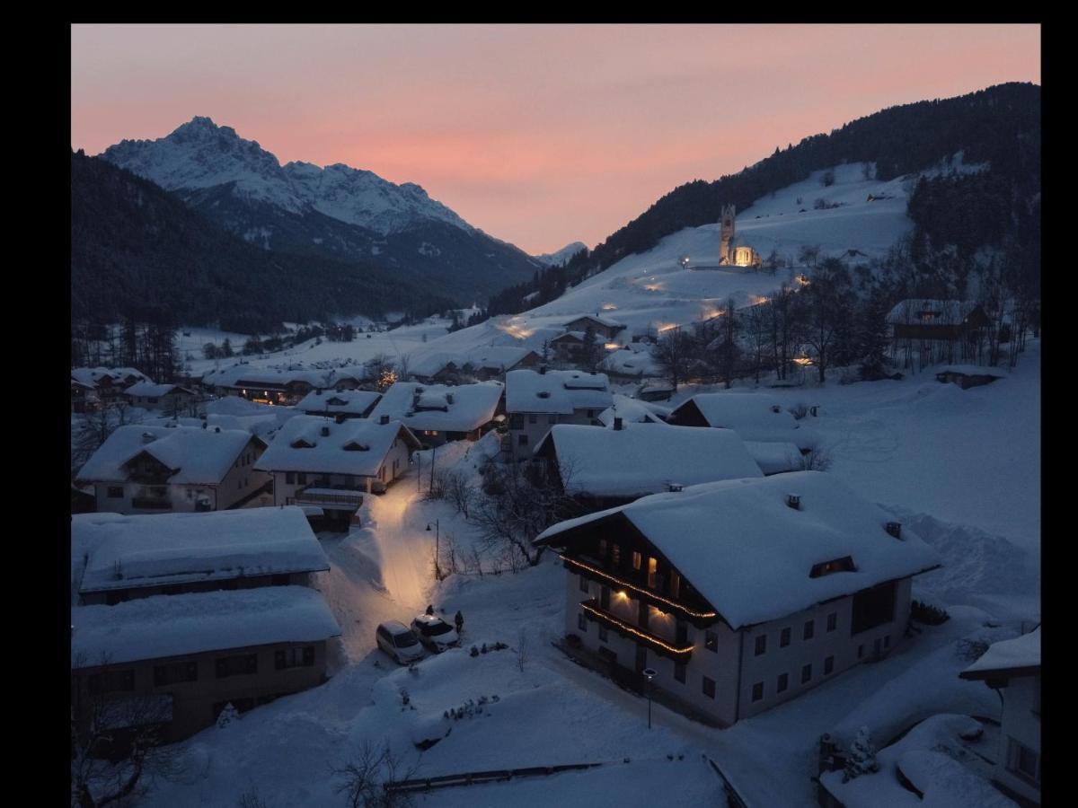 Residence Tamperhof San Candido Kültér fotó