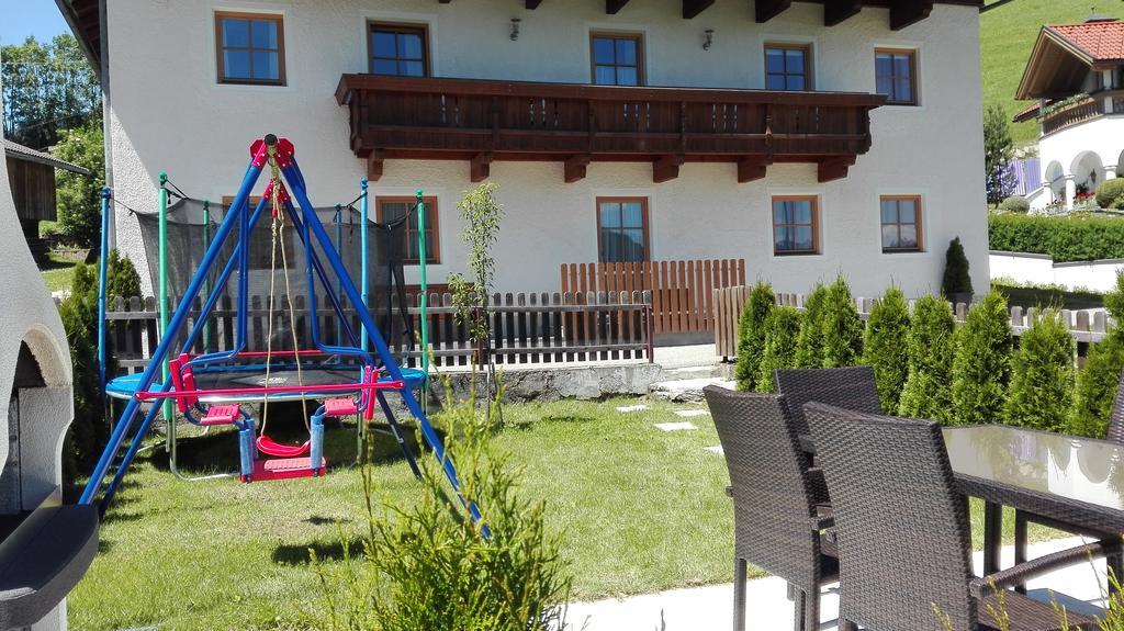 Residence Tamperhof San Candido Kültér fotó